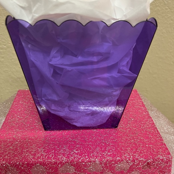 Valentine’s Day Bomb Party gift bundle - Picture 15 of 15